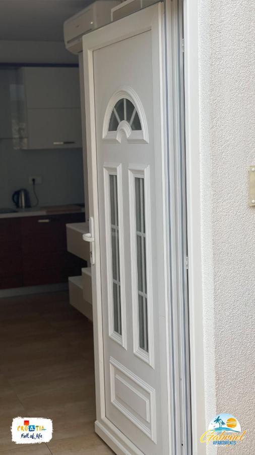 Gabrijel Apartments Makarska 1 Exteriér fotografie